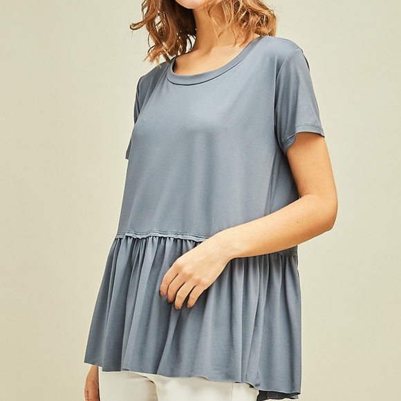 Charcoal Peplum Basic Top - Picture 2 of 4